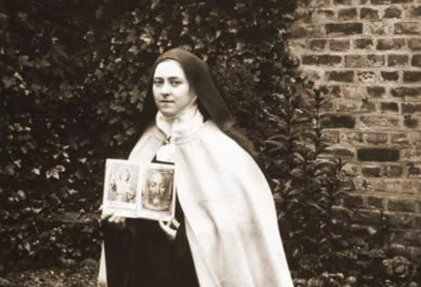 St Therese and the Shroud of Turin